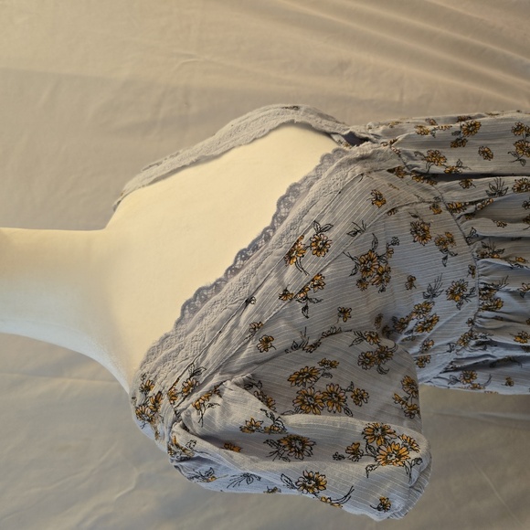 Urban Outfitters Peasant Floral Lace-Trimmed Mini Dress Blue Size Small - Picture 2 of 11